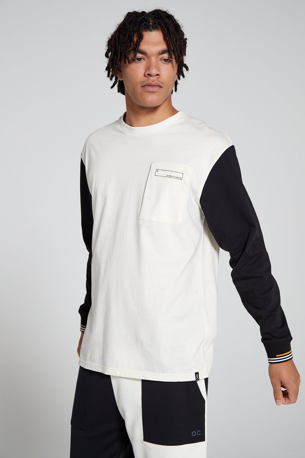 Track 2.0 Retro Zip Pocket Long Sleeve T-Shirt - Off White