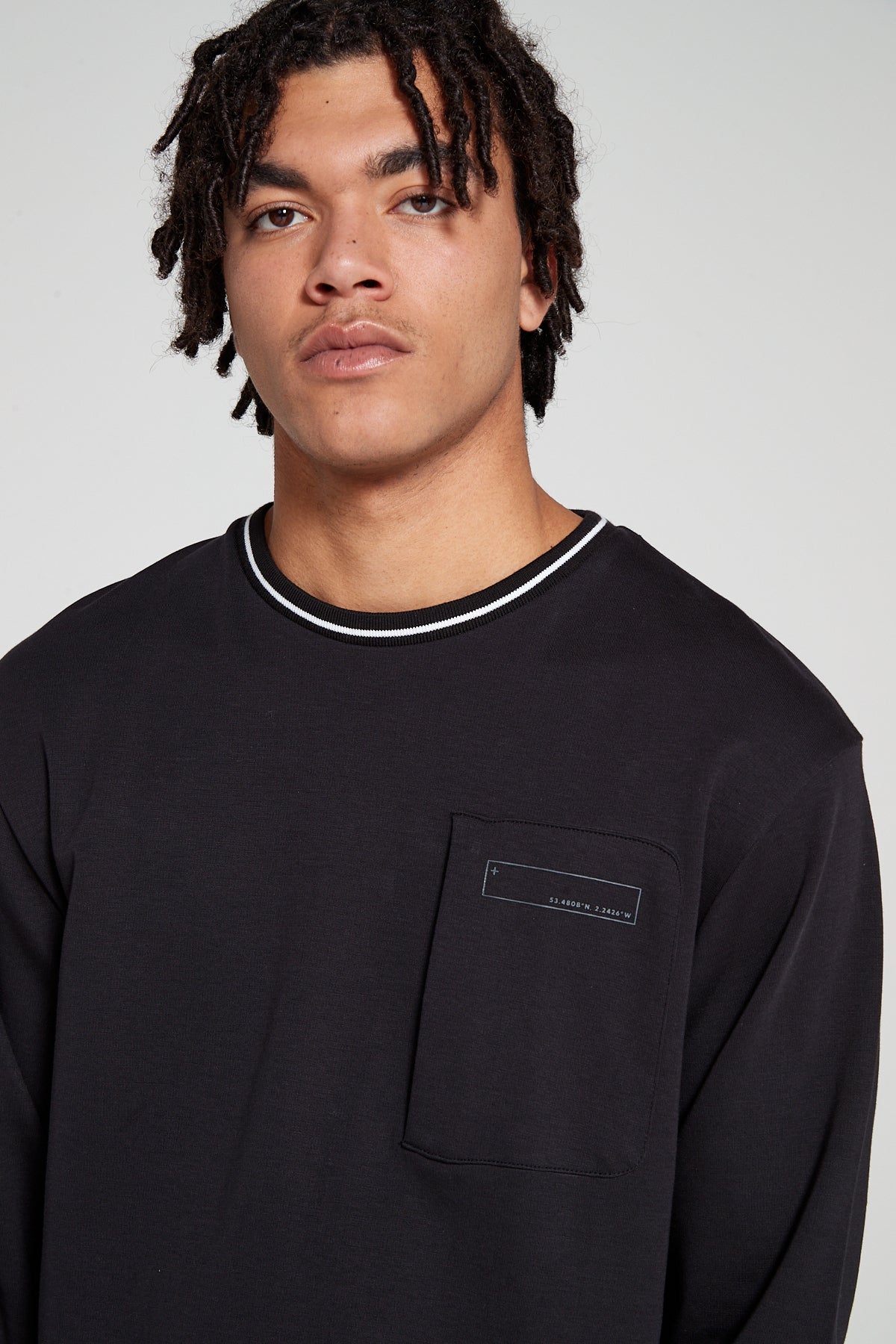 Track 2.0 Zip Pocket Long Sleeve T Shirt Jet Black